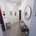 Large Apartment Well Connected To Roma Historic Center With Metro A, Ac, Wi-Fi