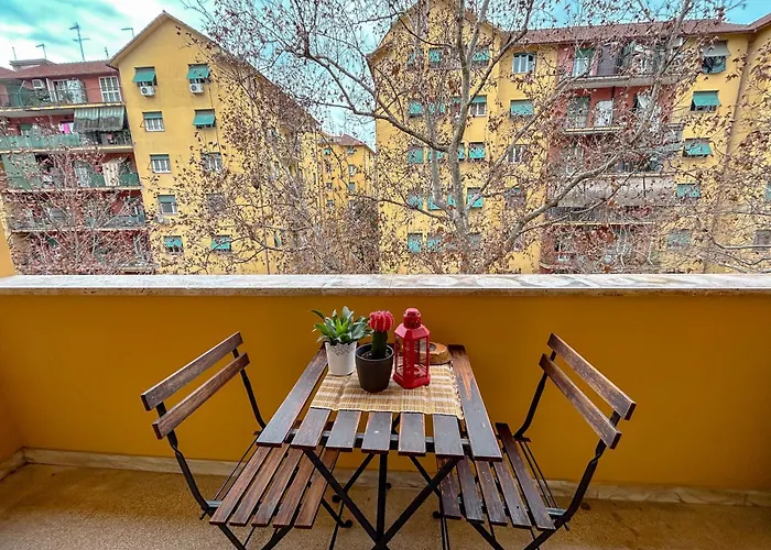 Large Apartment Well Connected To Roma Historic Center With Metro A, Ac, Wi-Fi