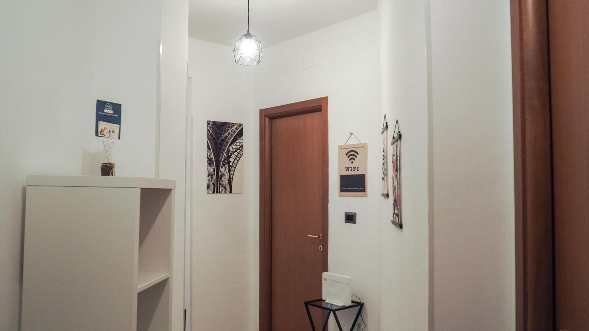 Appartamento Large Well Connected To Historic Center With Metro A, Ac, Wi-fi