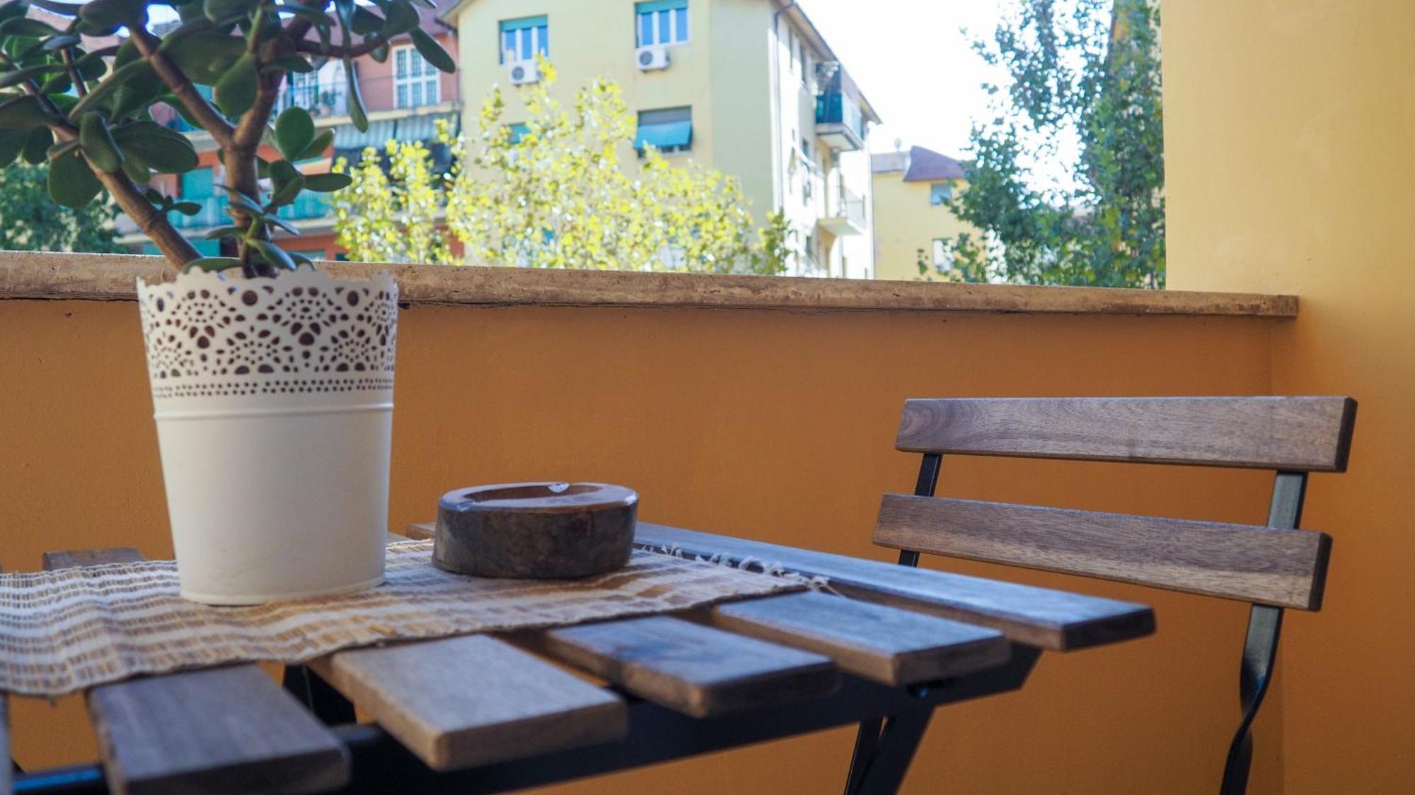 Large Well Connected To Historic Center With Metro A, Ac, Wi-fi Appartamento