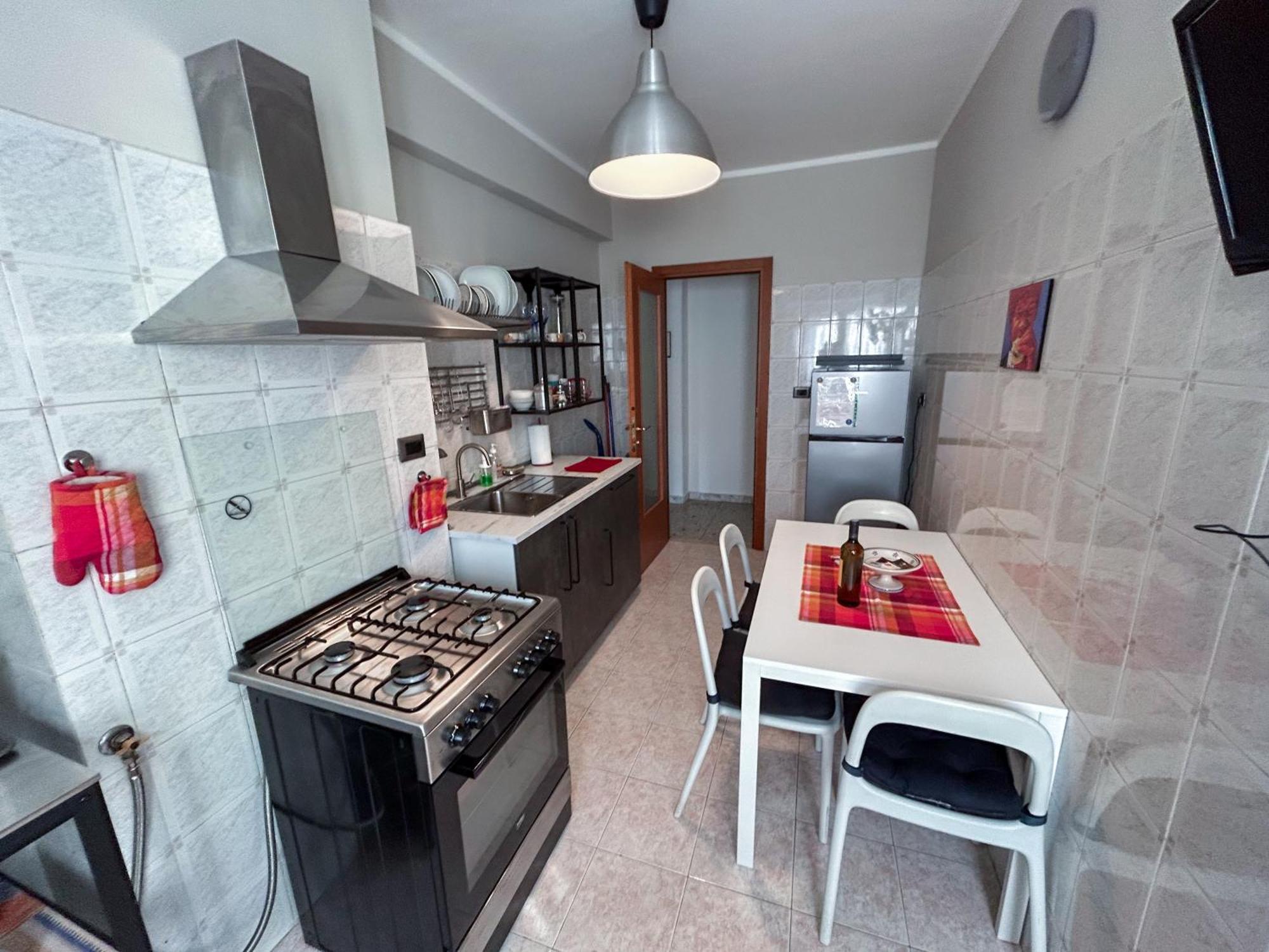 Appartamento Large Well Connected To Historic Center With Metro A, Ac, Wi-fi